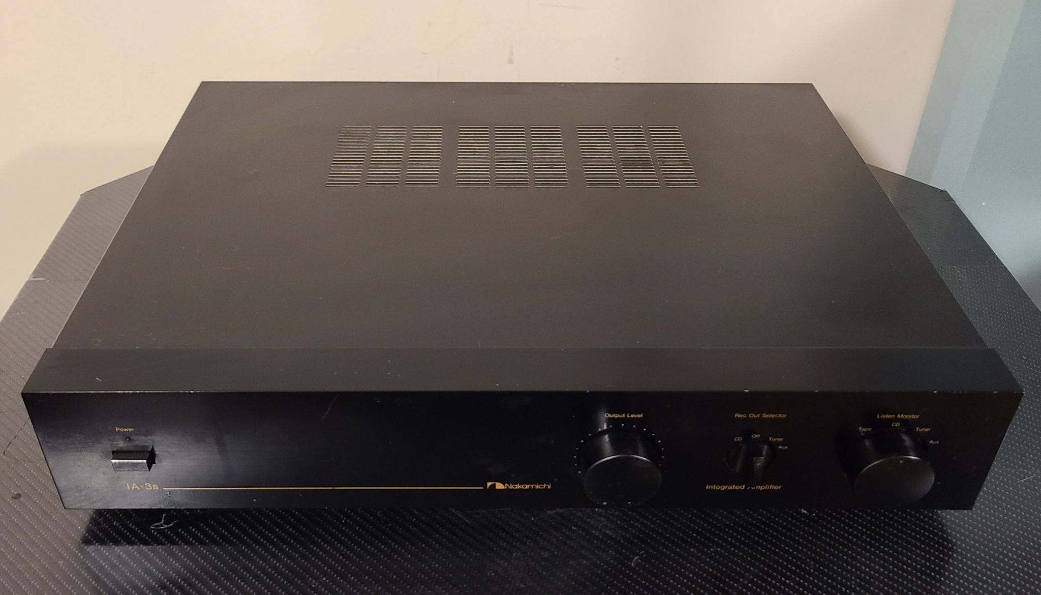 Nakamichi  IA-3s Integrated Amplifier. 2