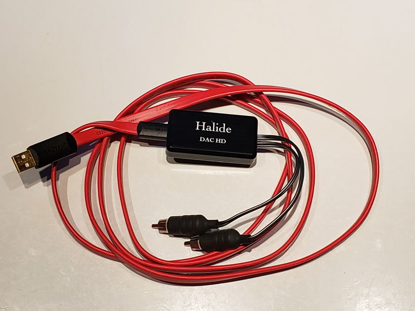 Halide Design DAC HD w Wireworld Starlight Cable, Wolfson Chip Asynchronous USB