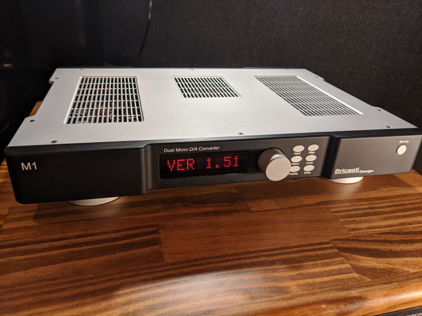 Bricasti Design M1 SE -  Includes LAN Network Streamer - Latest Clock Upgrade Version 1.51