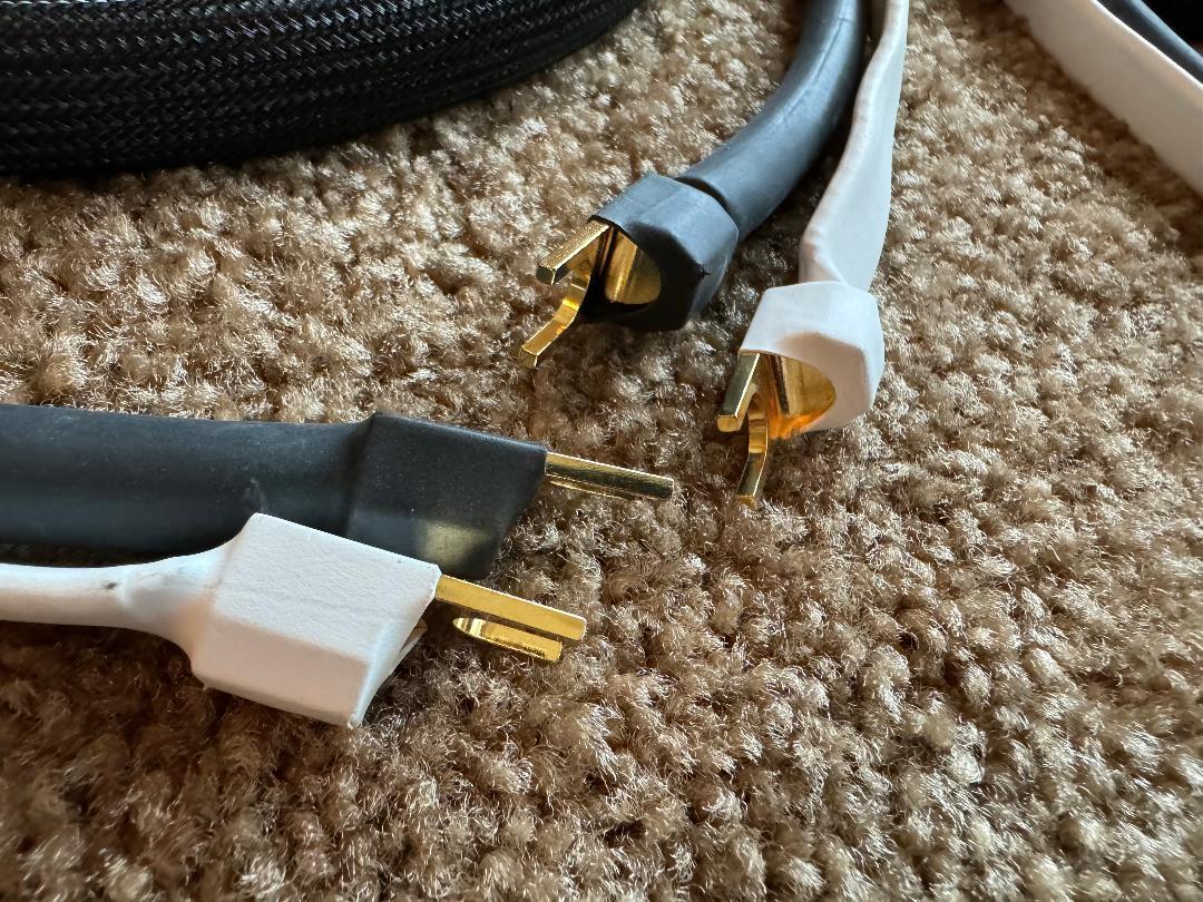 Analysis Plus Inc. Silver Apex Speaker Cables 3