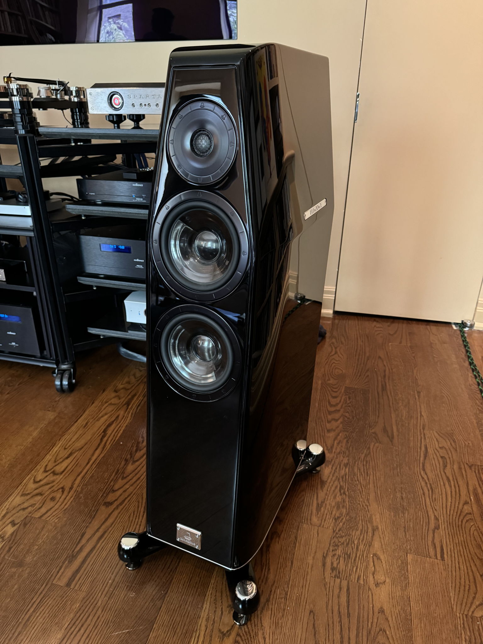 Kharma Elegance db7-S 4