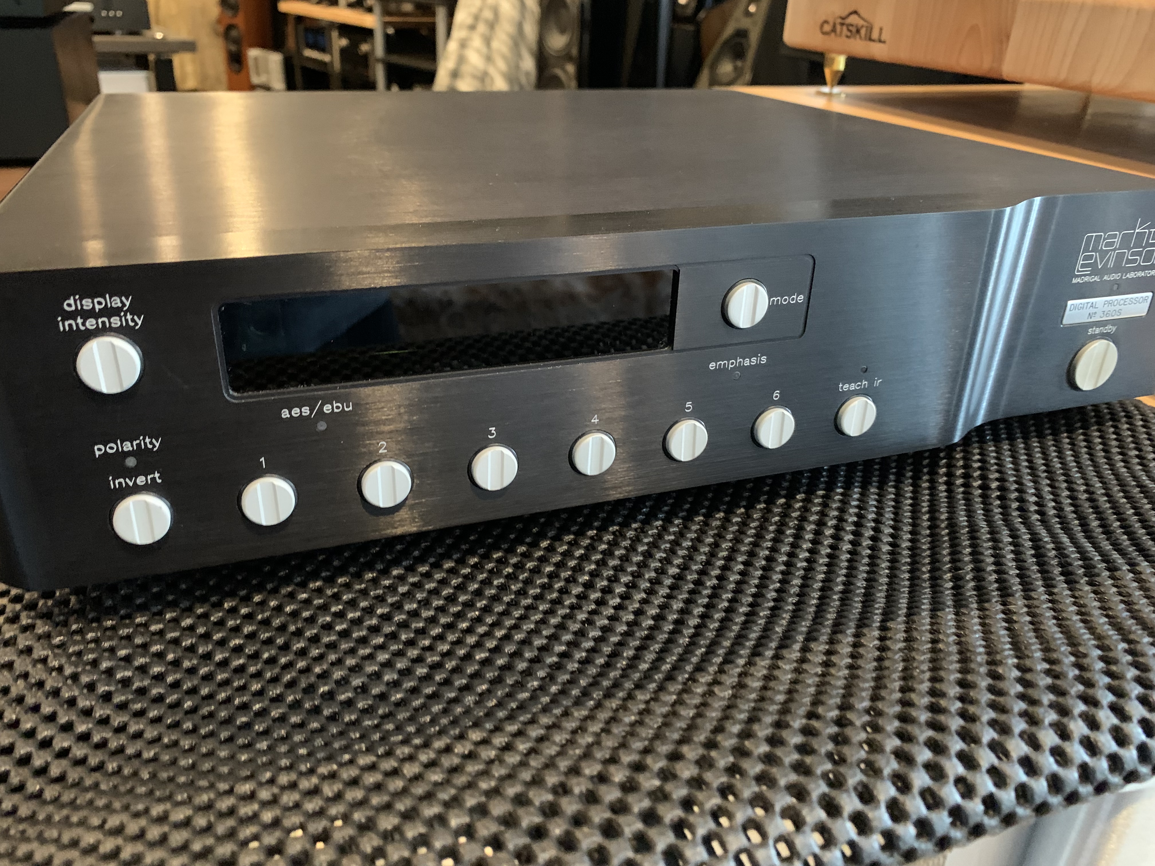 Used Mark Levinson No 360S D/A Converters for Sale | HifiShark.com