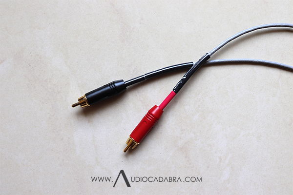 Audiocadabra Xtrimus4™ Solid-Silver SuperQuiet™ RCA Cables