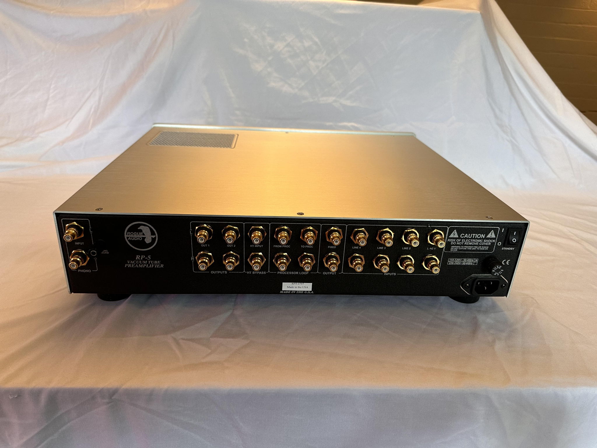 Rogue RP-5 Preamplifier with RCA Cleartops (MM, MC) 4