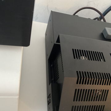 Octave Audio V 80 SE Integrated Amp w/ Super Black Box