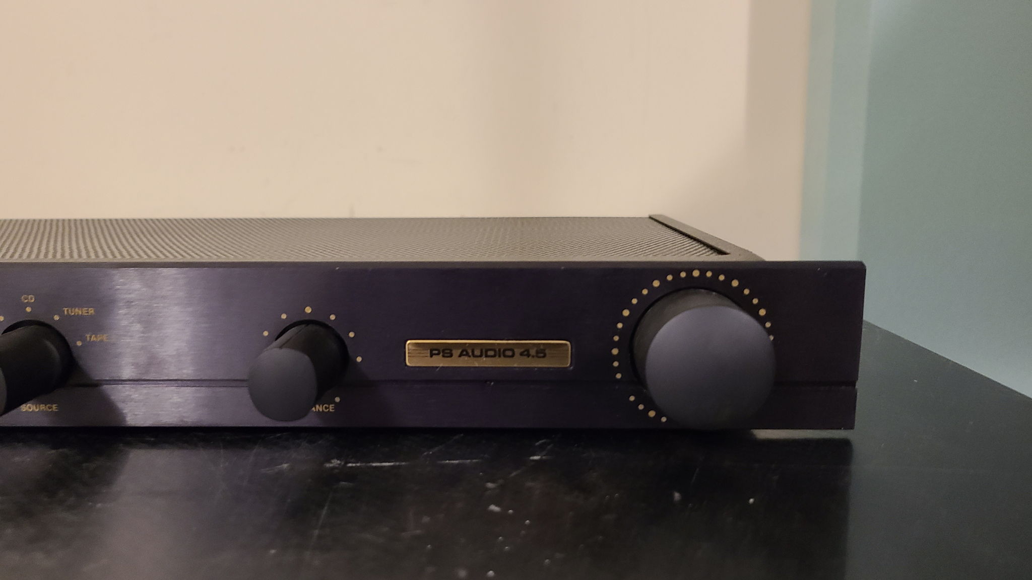 PS Audio 4.5 Stereo Preamplifier 4