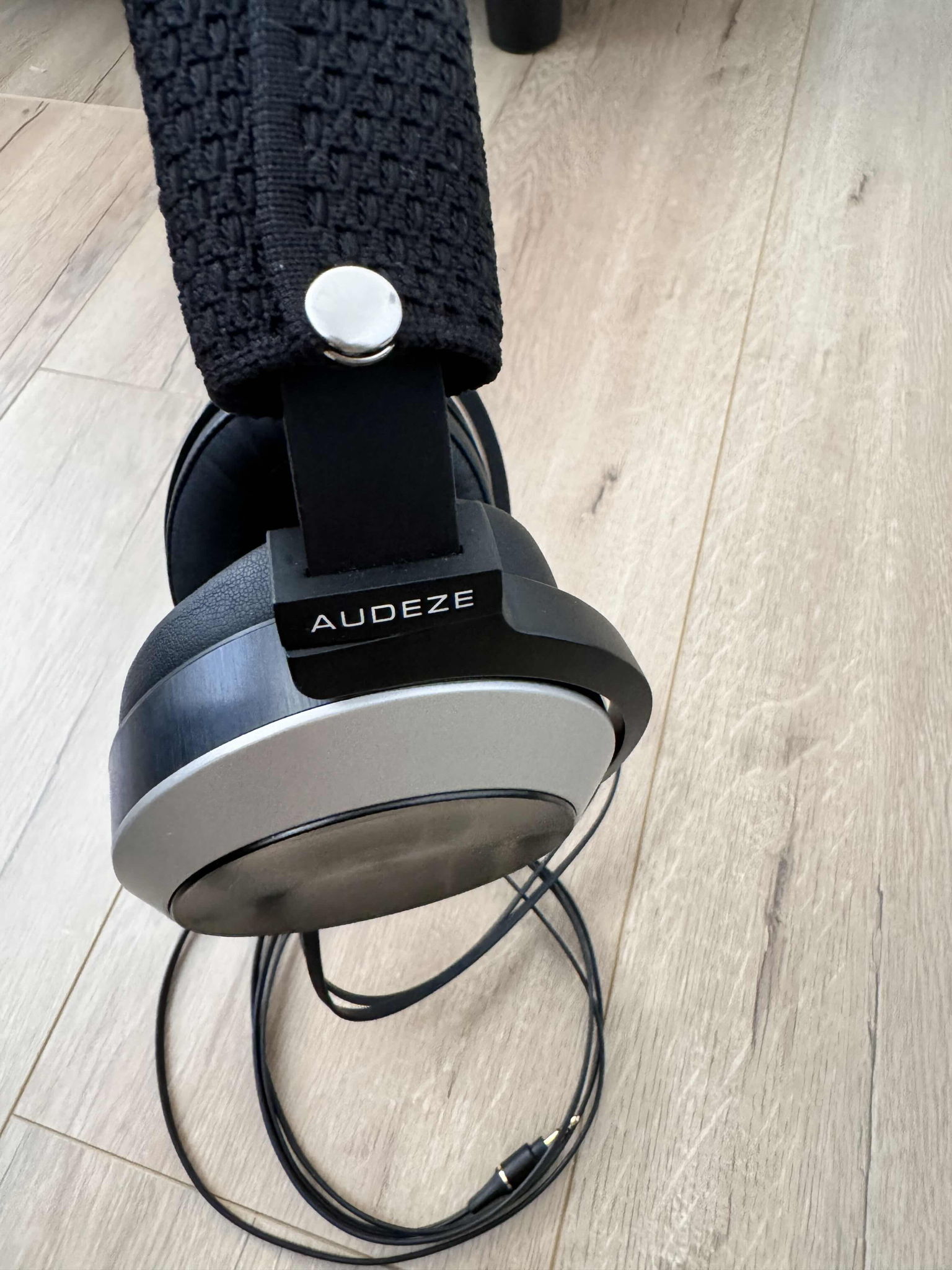 Audeze EL-8 Titanium Headphone 4