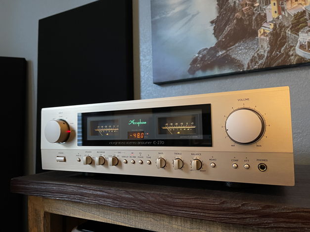 Accuphase E-270 / US Model / AD-50 Phono