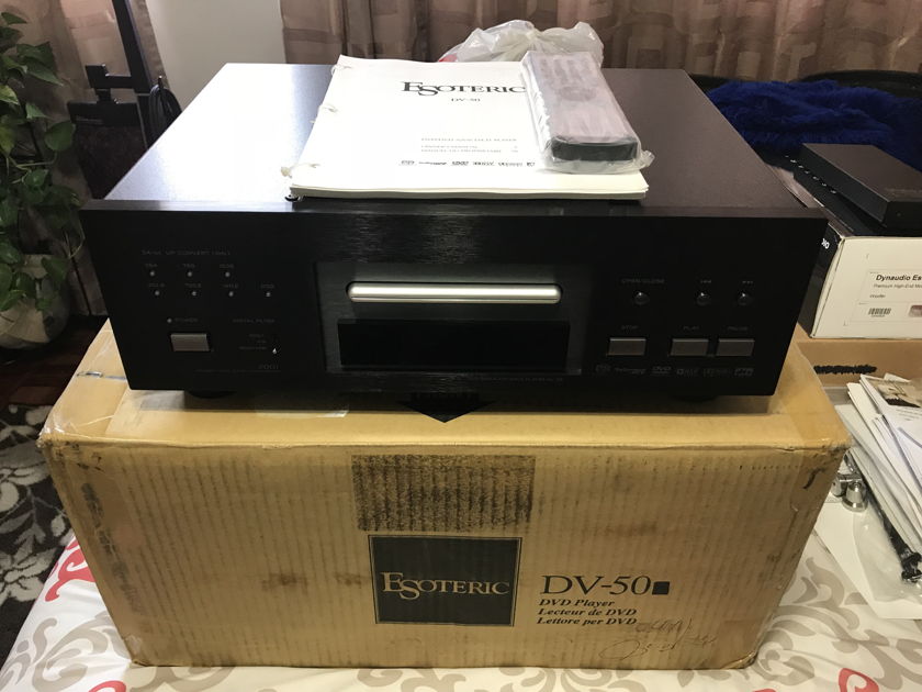 EOTERIC DV-50 SACD,DVD AUDIO, CD UNIVERSAL PLAYER WITH FURUTECH IEC CONNECTOR