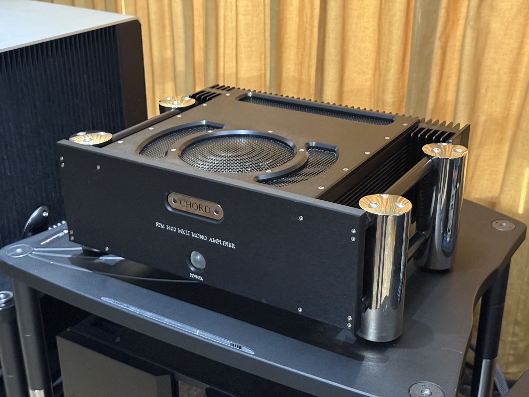 Chord Electronics Ltd. SPM-1400 mk II SILVER UNITS 4