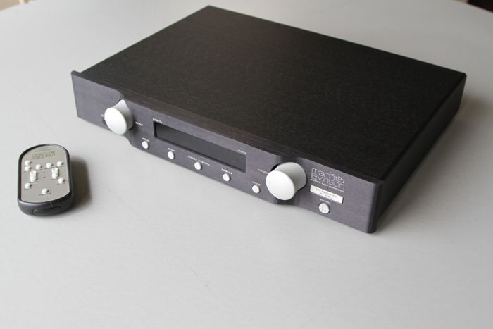 Mark Levinson  No 326s with Phono