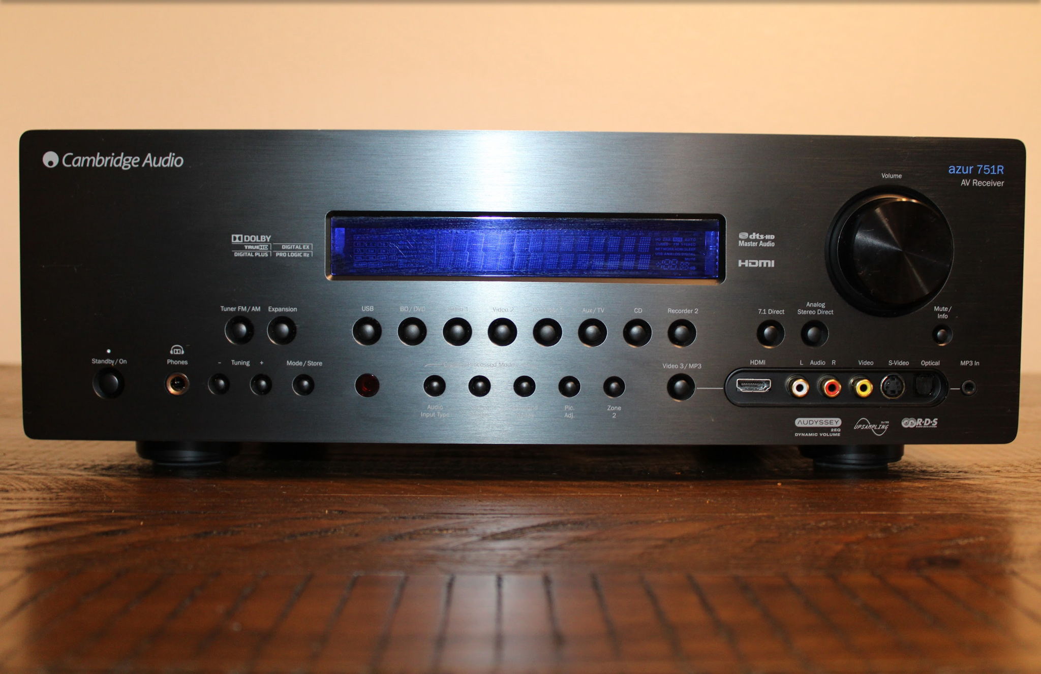 Cambridge Audio AZUR 751R