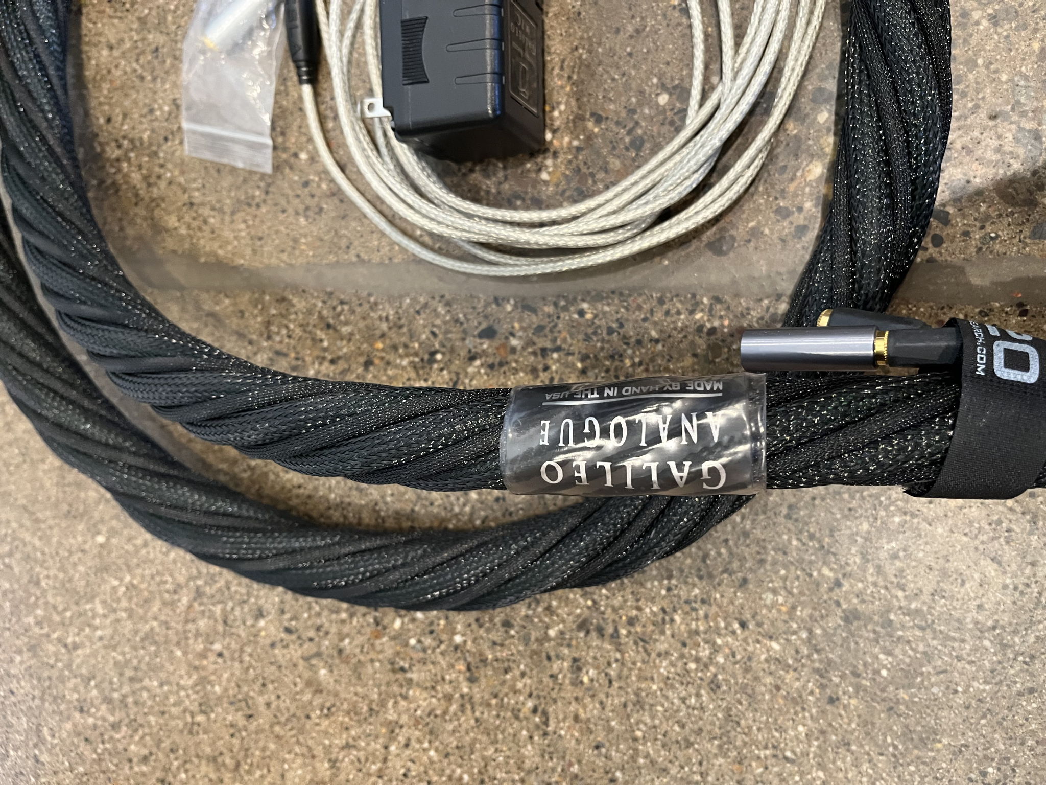 Synergistic Research Powercell Galileo LE -- Very Good ... 5