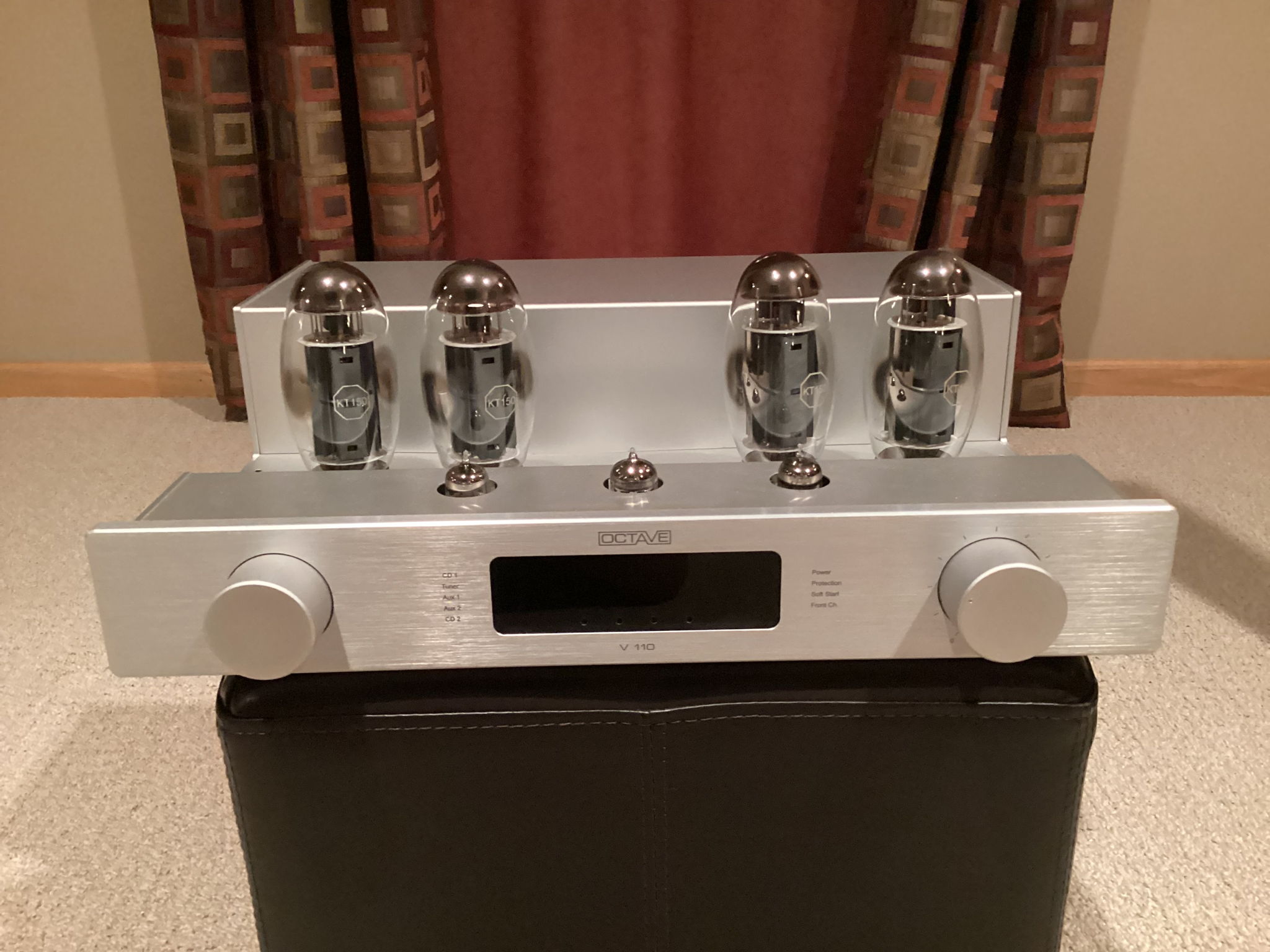 Octave Audio V110  Integrated Tube Amp - Mint - Include...