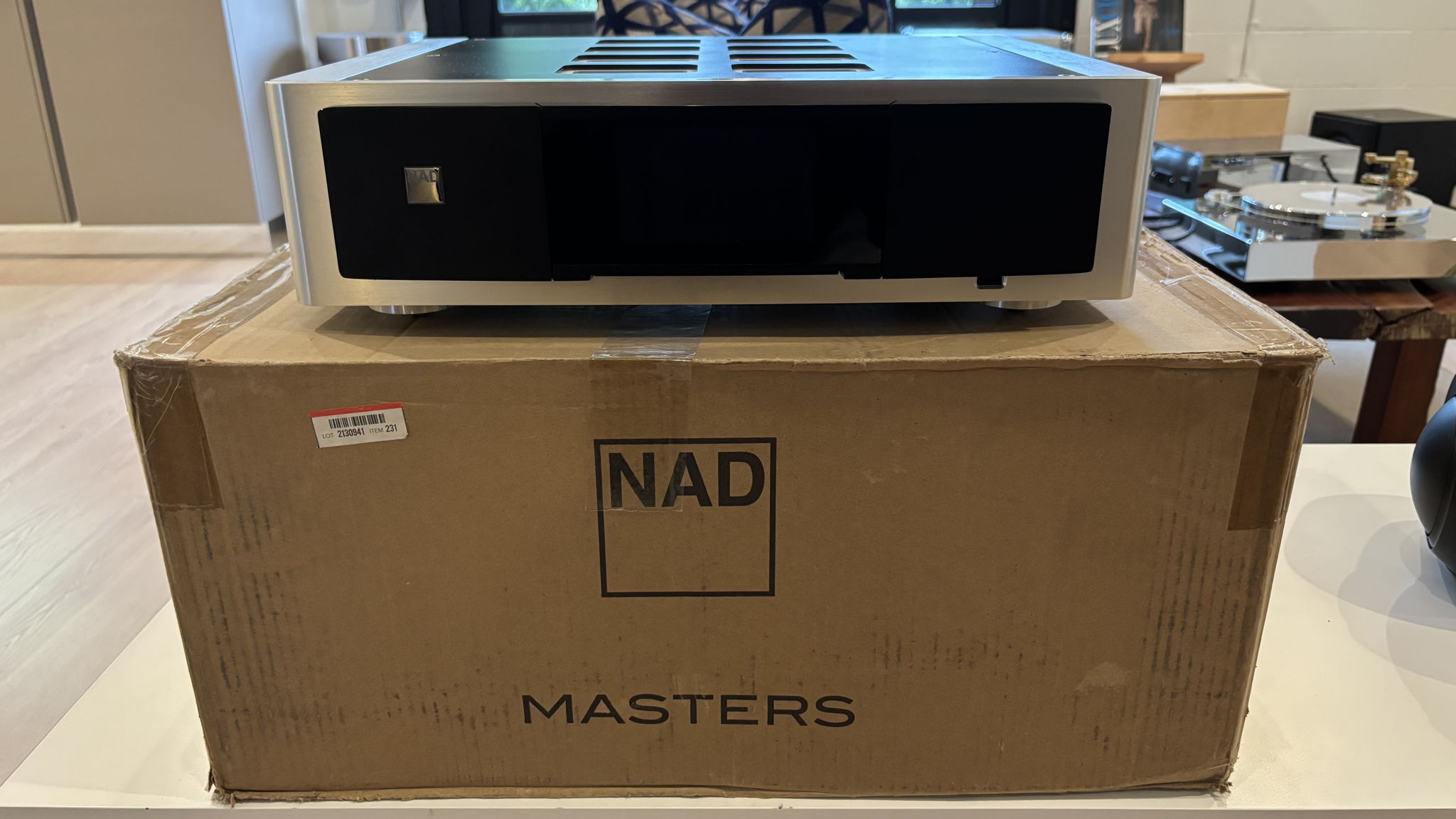 NAD Master Series M50.2 Digital Network Streamer, serve... 10