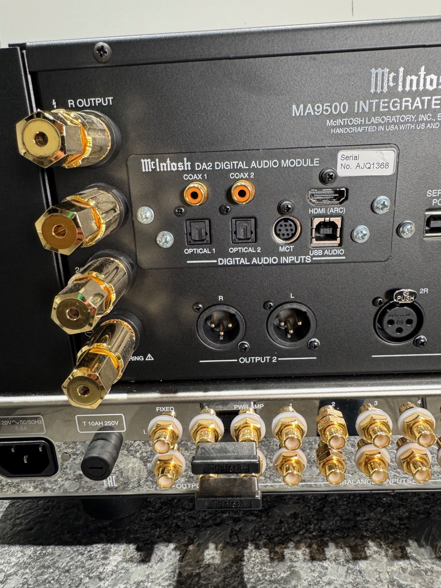 McIntosh MA9500 2-Channel Integrated Amplifier 11