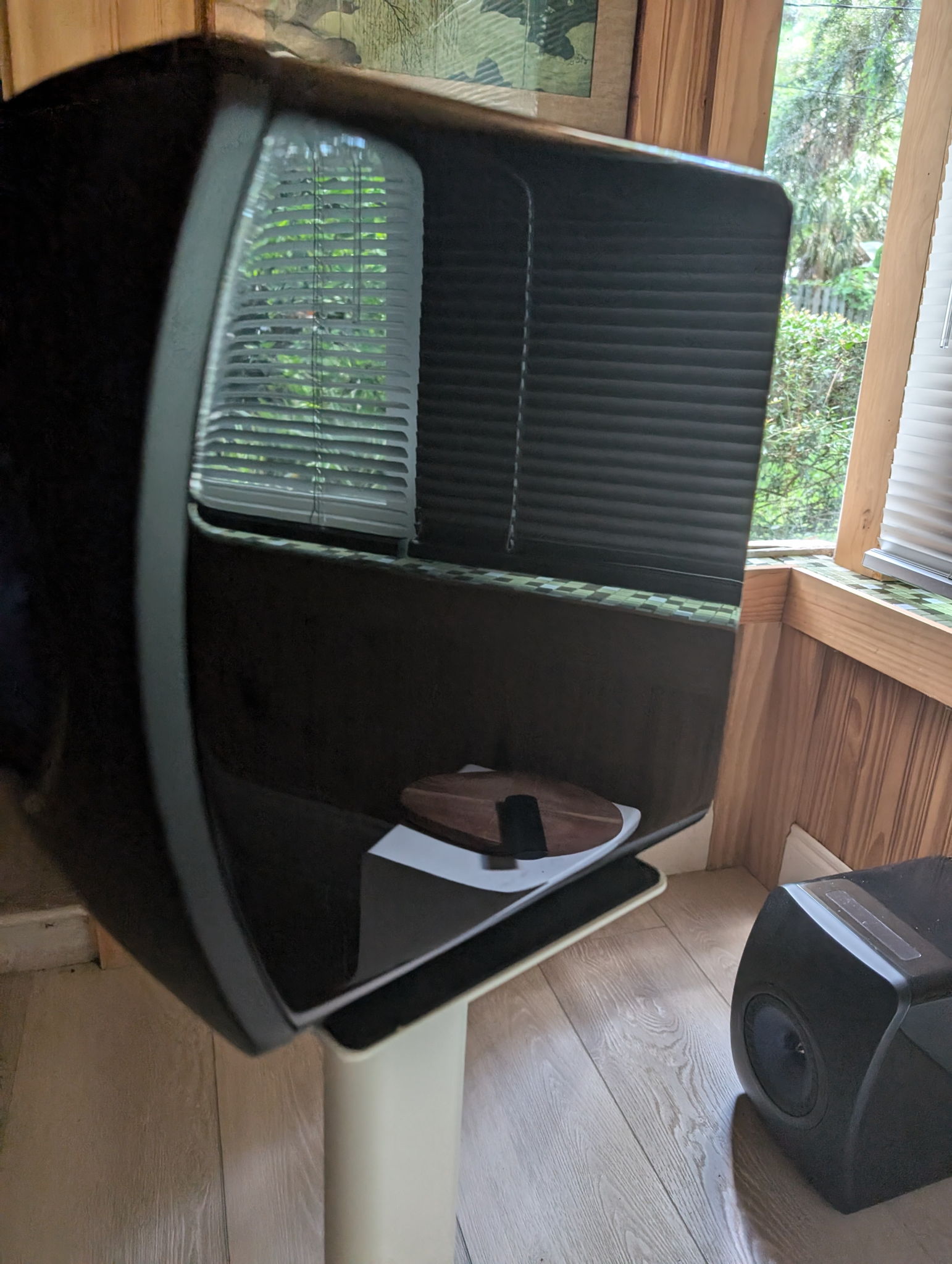 KEF LS50 Wireless 9