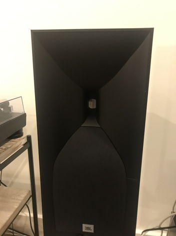 JBL Studio 530 Speakers