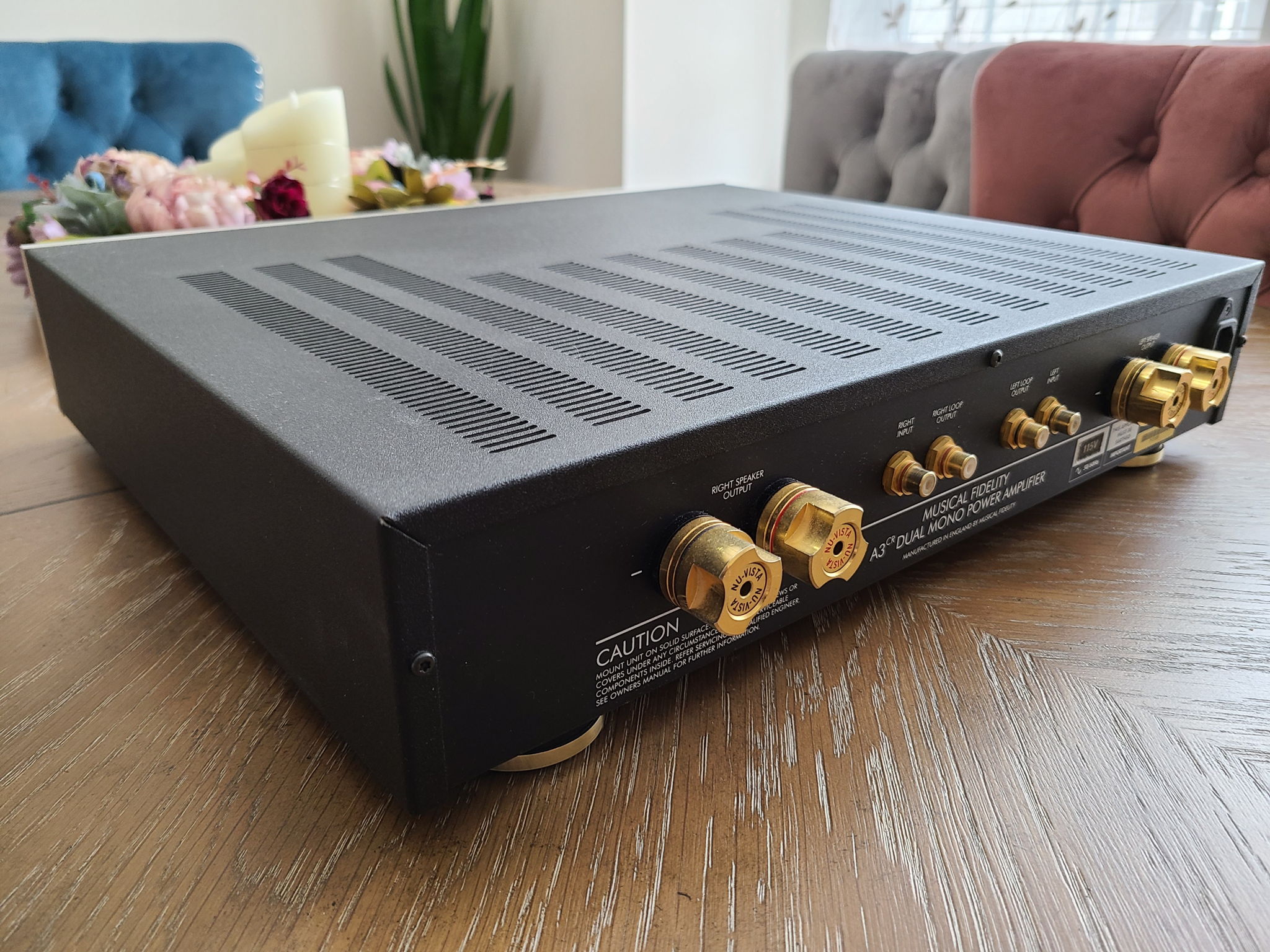 Musical Fidelity A-3CR DUAL MONO AMPLIFIER 8