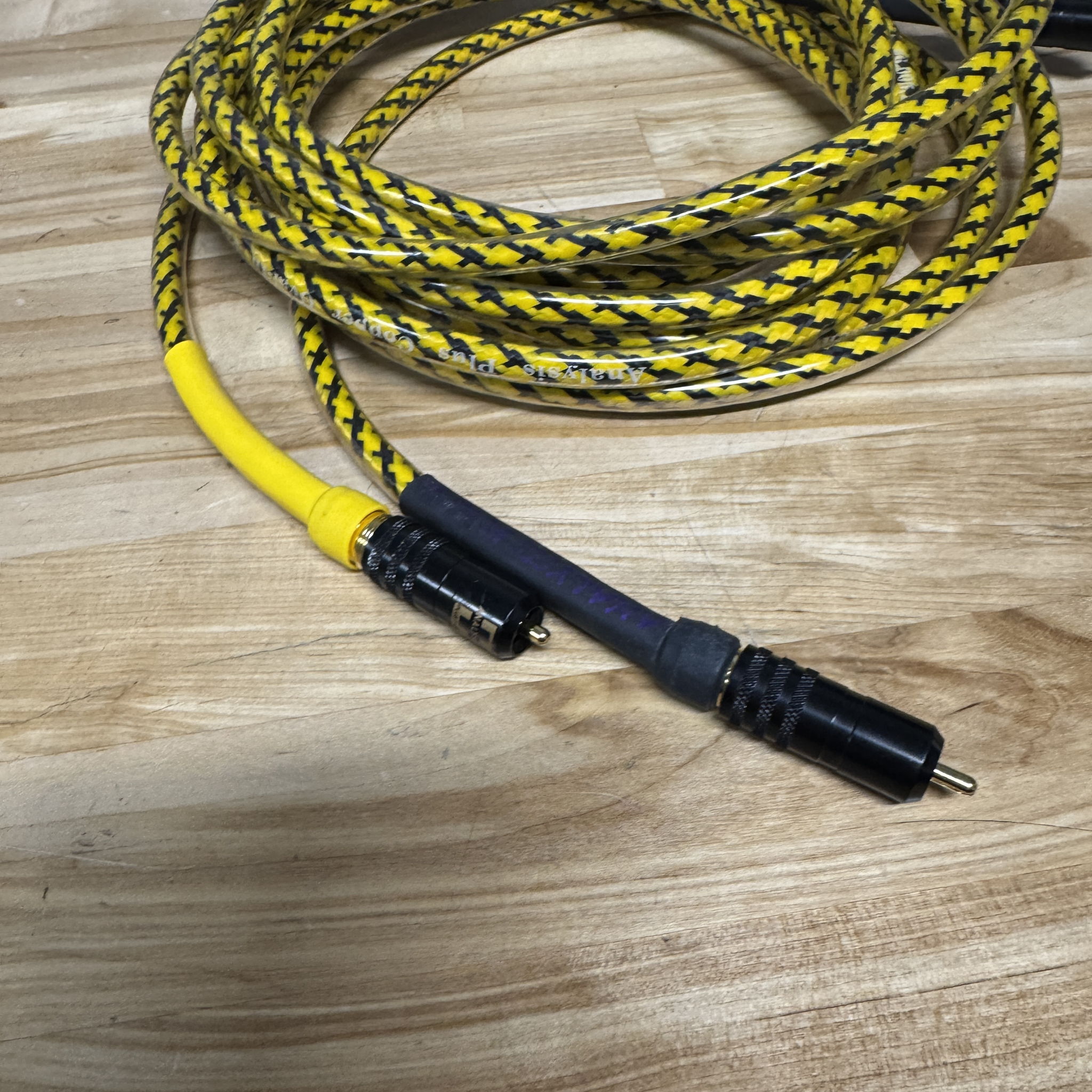 Analysis Plus Copper Oval RCA Interconnects – 9 Feet 3