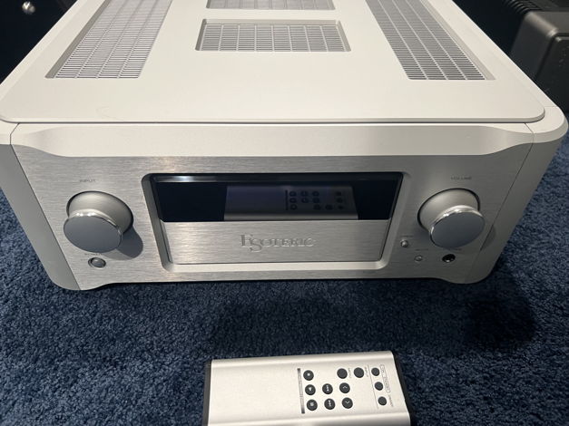 Esoteric F-03A Integrated Amp