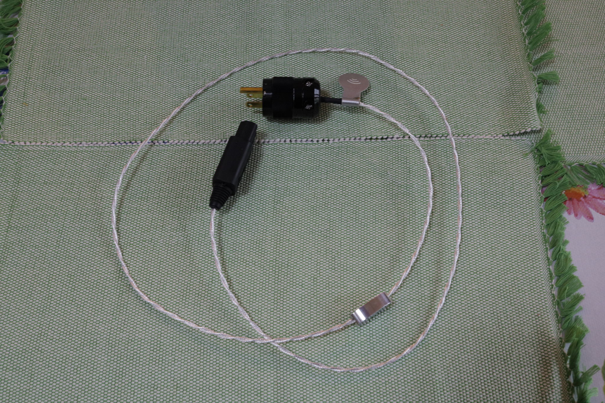 Crystal Cable Piccolo Diamond 1.5M Power Cord, 15 amp 4