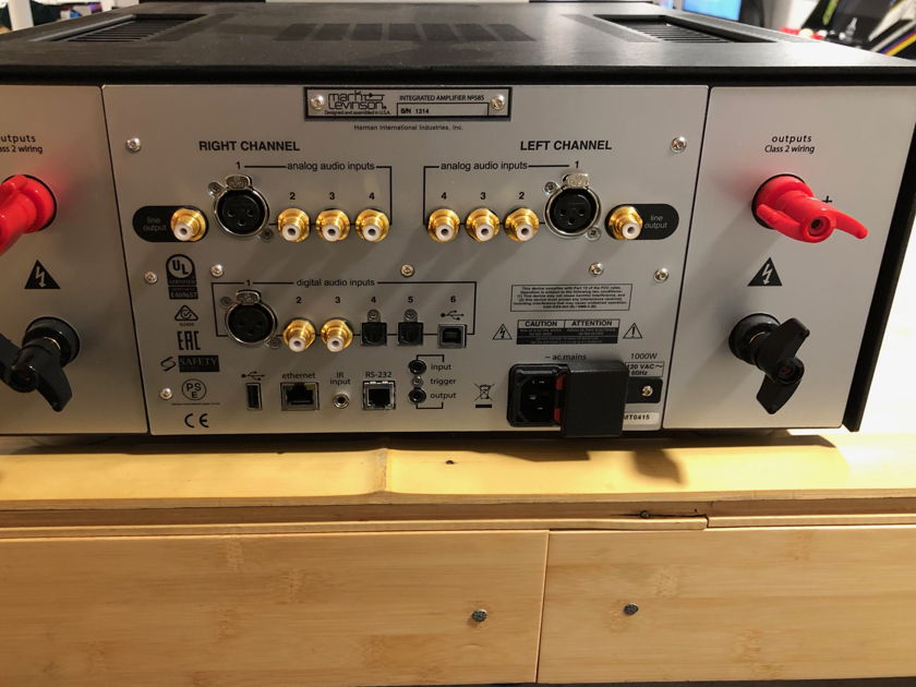 Mark Levinson No. 585 Integrated Amplifier / DAC