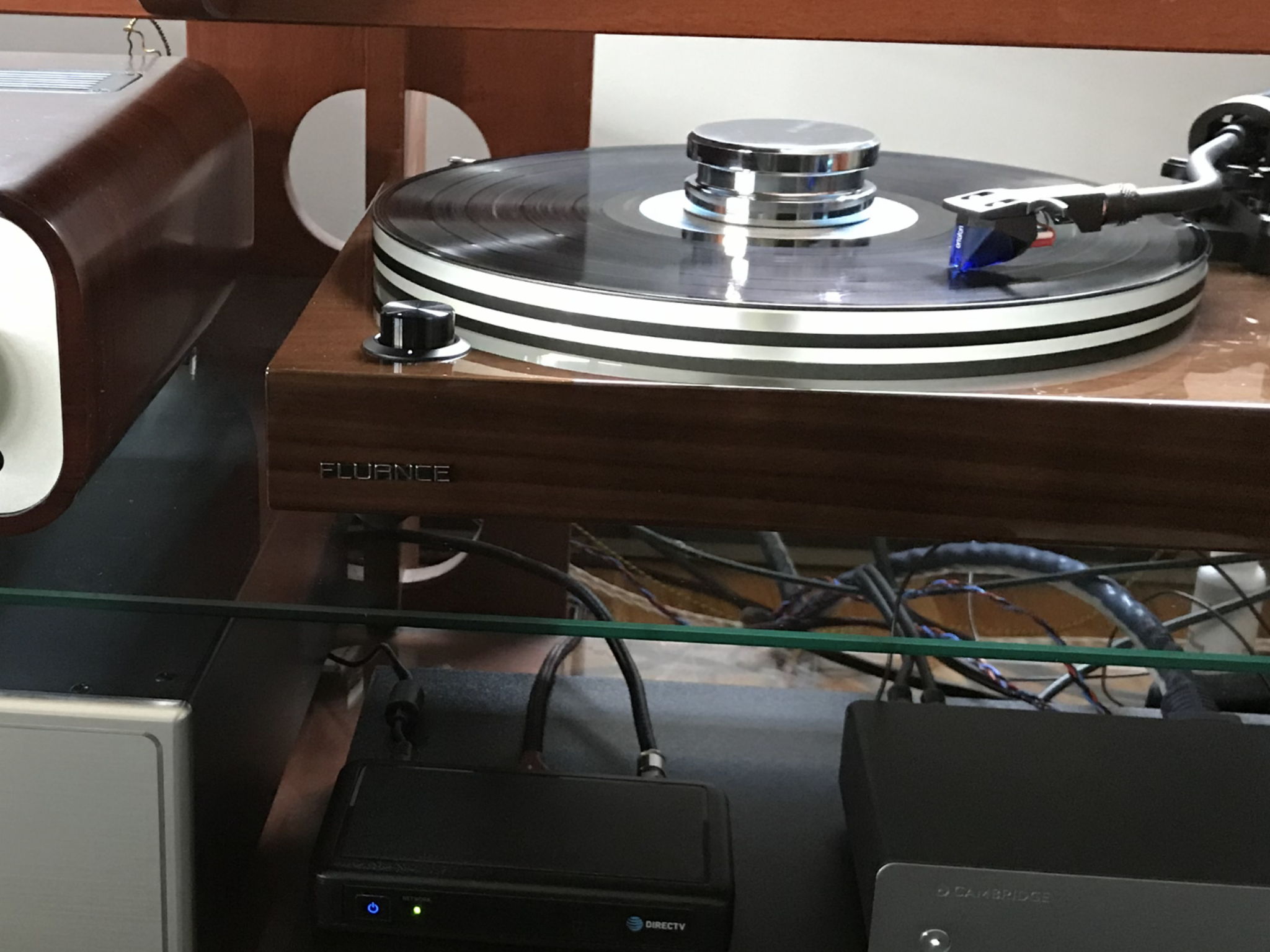 Fluance  RT-85 Turntable