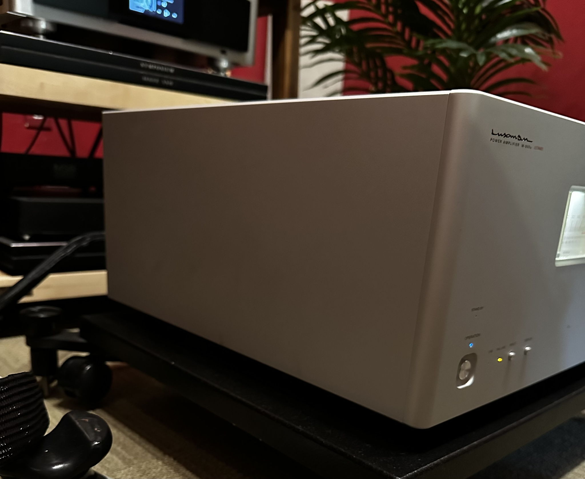 Luxman M900U 5