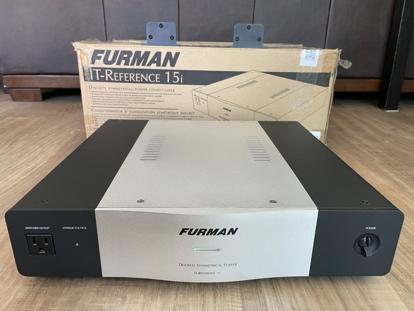 Furman IT Reference 15i Discrete Symmetrical Power Conditioner