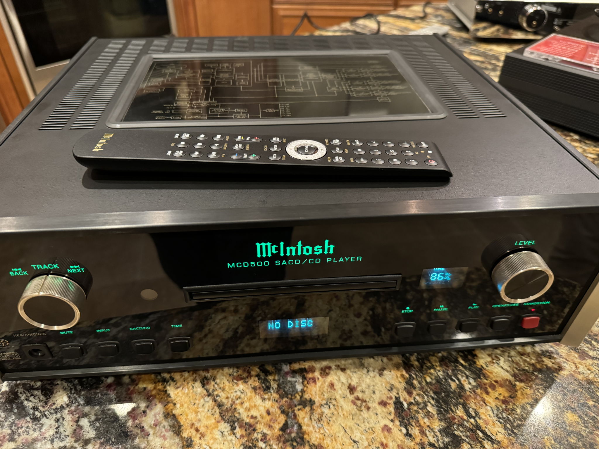 McIntosh MCD-500 7