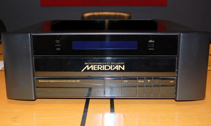 Meridian 861 v4 Surround sound Processor/preamp