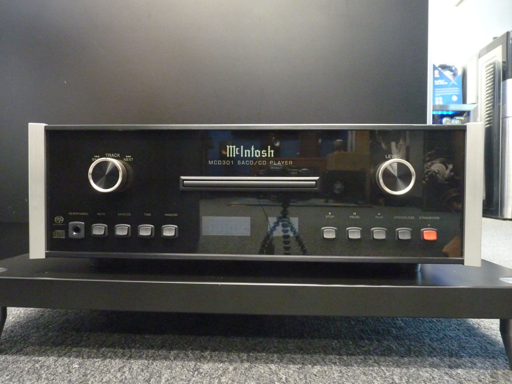 McIntosh MCD-301 4