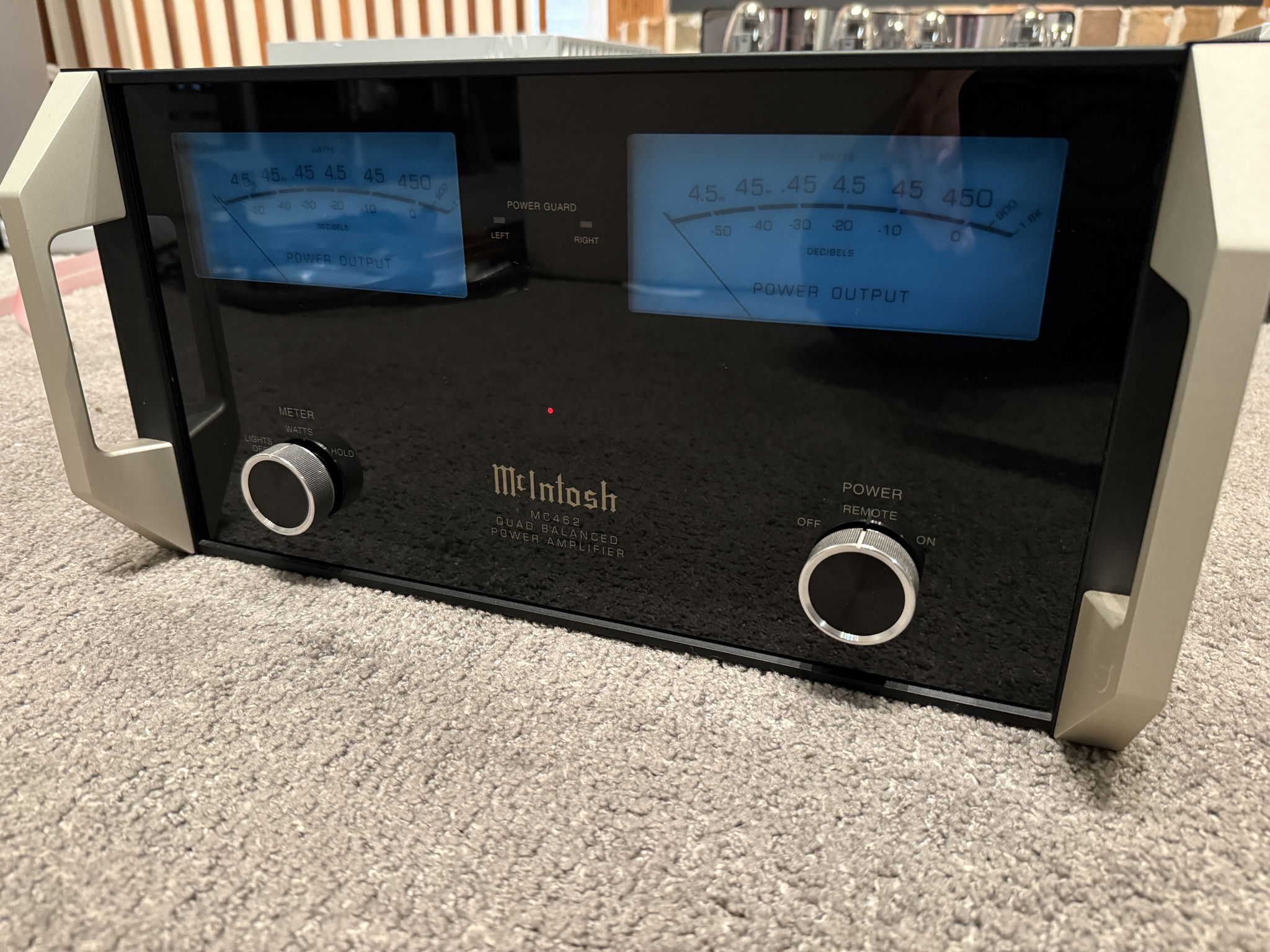 McIntosh MC462 Stereo Amplifier 6