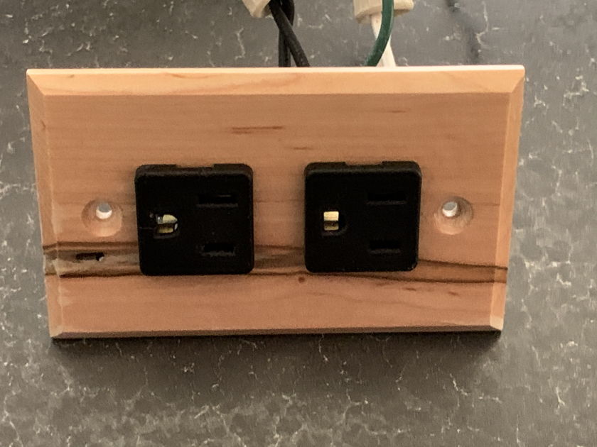 Mapleshade A/C Outlet