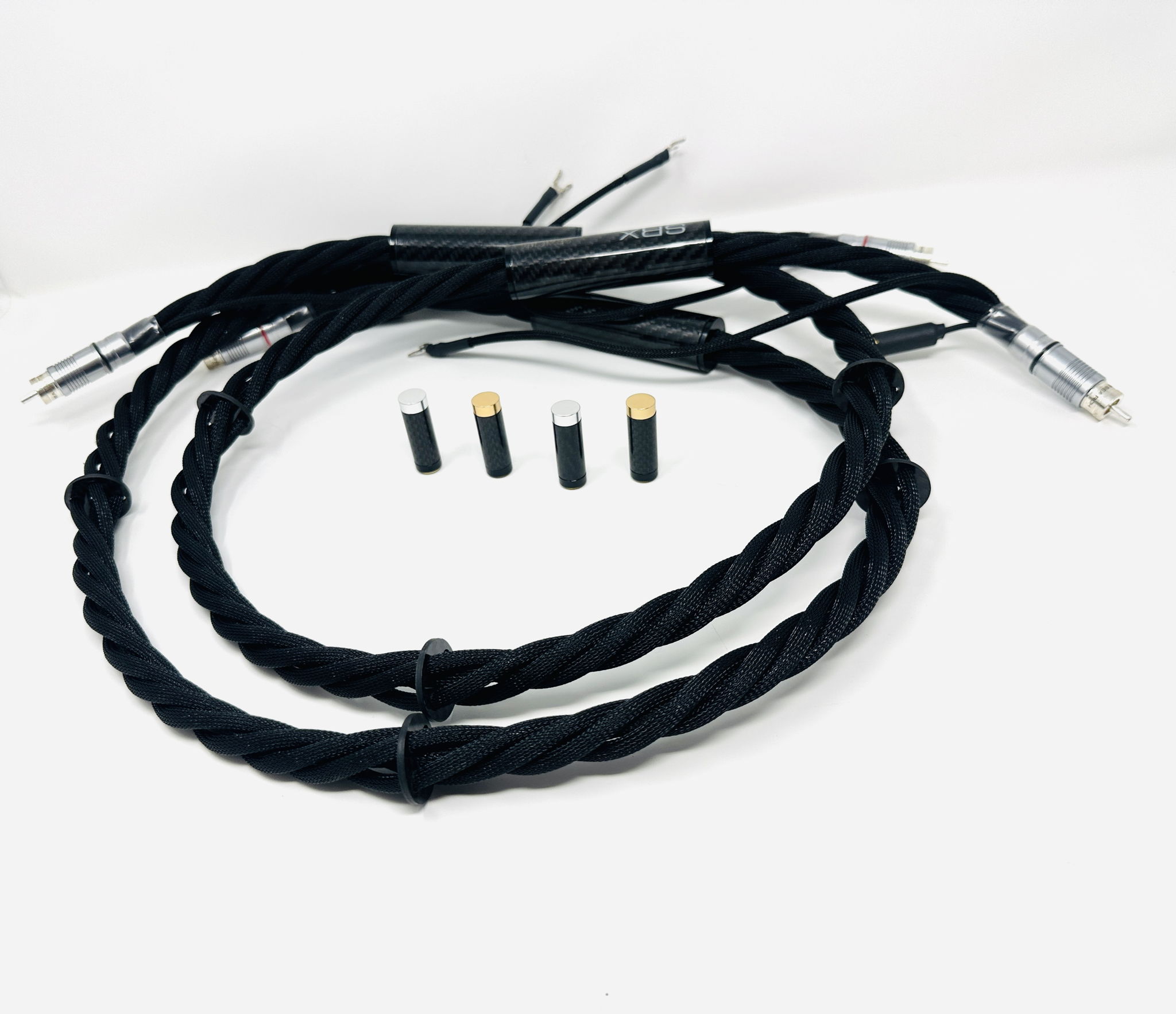 Synergistic Research SRX phono cable 3