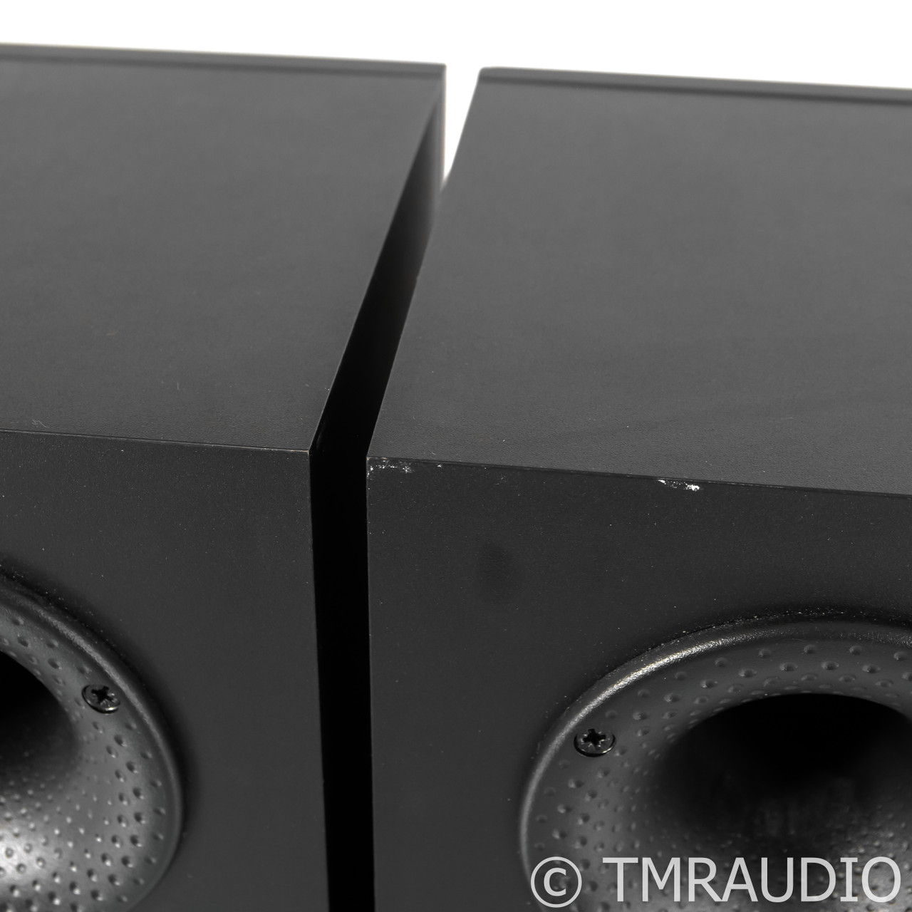 Bowers & Wilkins 607 S2 Anniversary Edition Speakers; B... 10