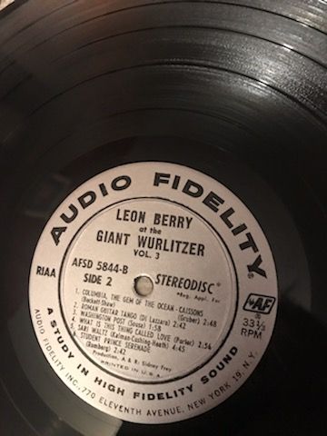 Leon Berry - Giant Wurlitzer Pipe Organ Vol. 3, Leon Be... 3