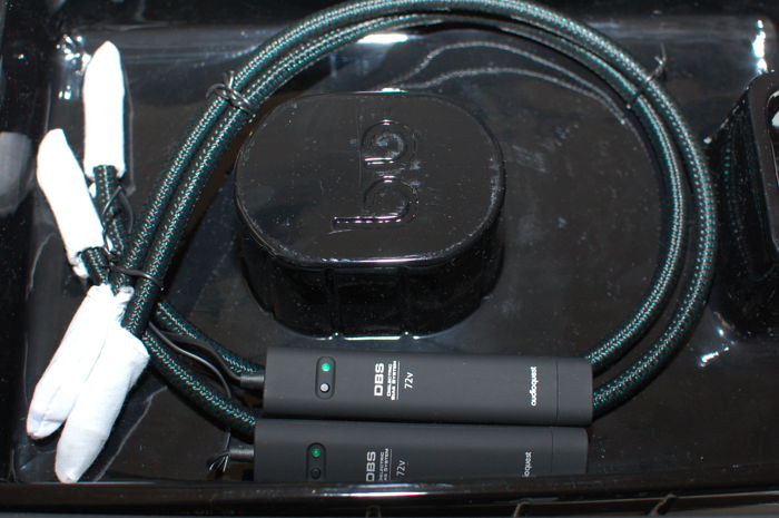 AudioQuest Columbia 0.75M pair RCA's interconnects  w/7...