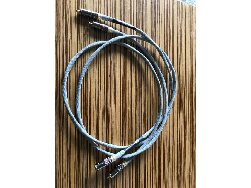WyWires, LLC Silver Series Interconnect 4' RCA