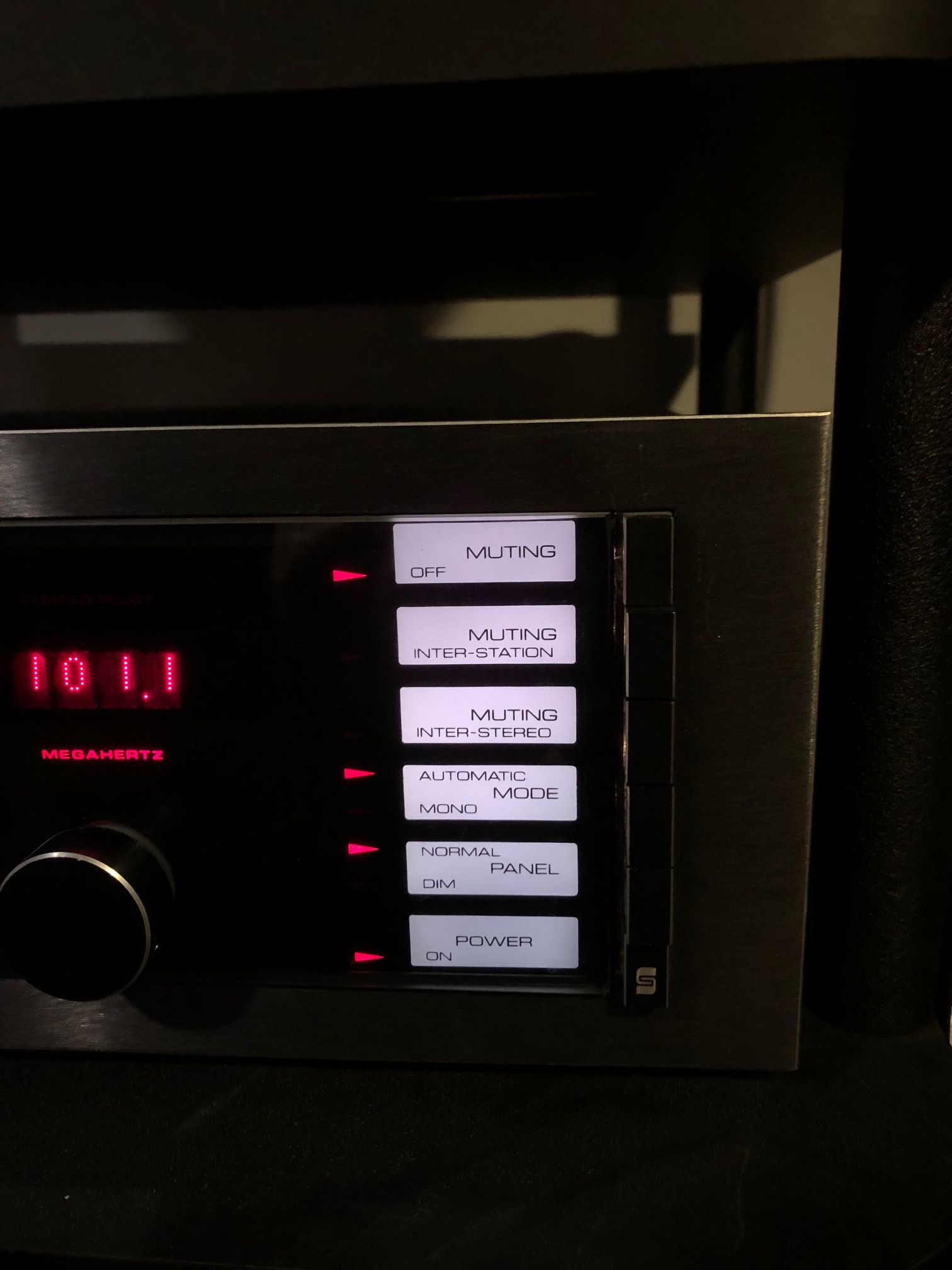 Sequerra Broadcast Monitor Model 1 2