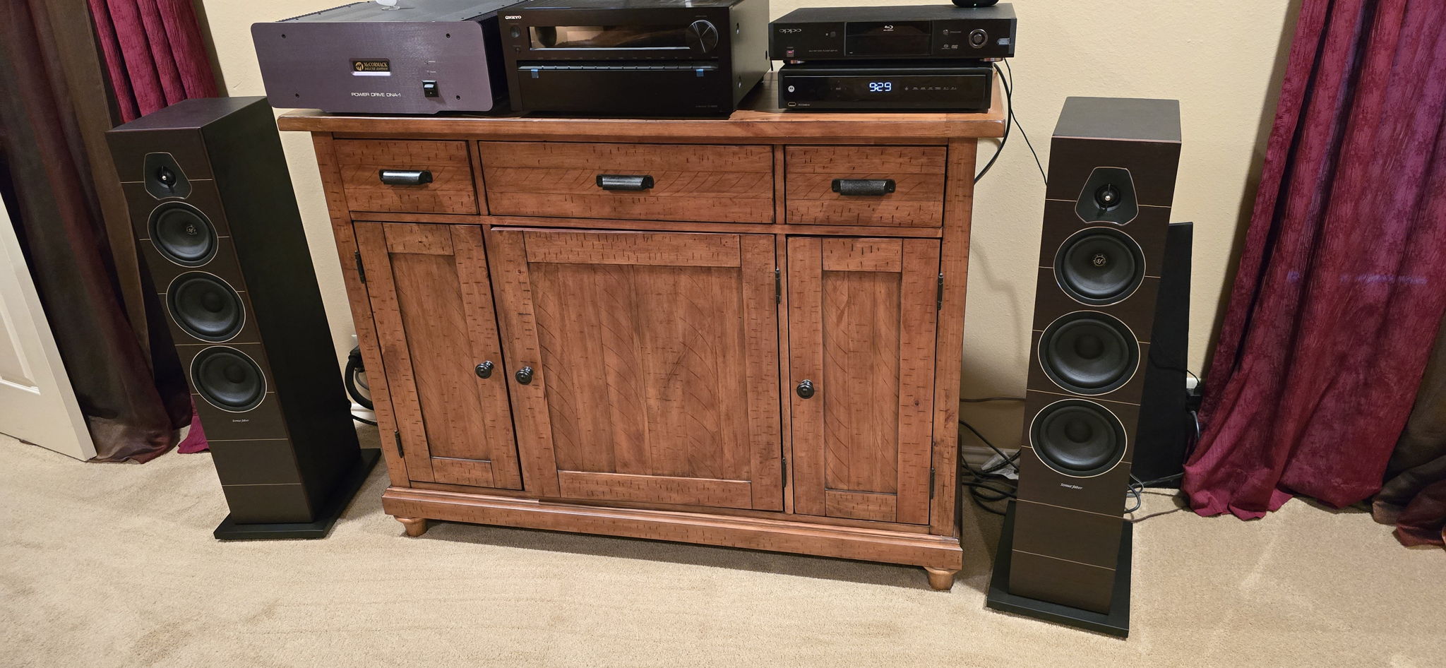 Sonus Faber Lumina V speakers -- pristine in Wenge finish