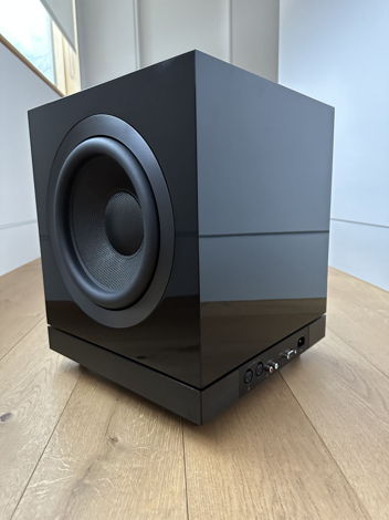 Bowers & Wilkins Dealer (+Abbey Road):  DB2D Piano Glos...