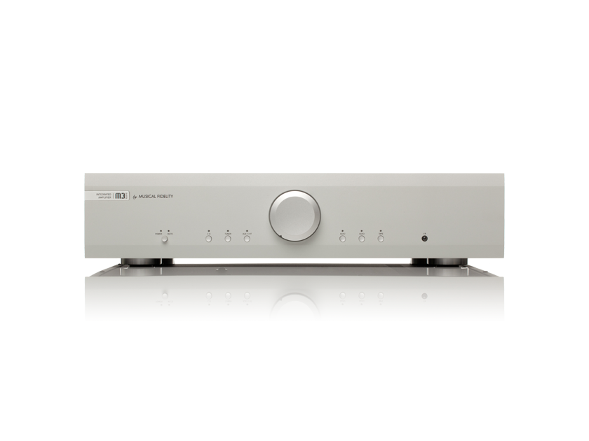 Musical Fidelity M3si with Asynchronous USB DAC and MM Phono Stage - SILVER - Open Box