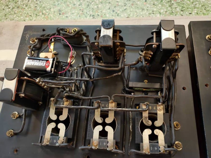 Western Electric 7-A tube amplifier manufactured in 1921 8