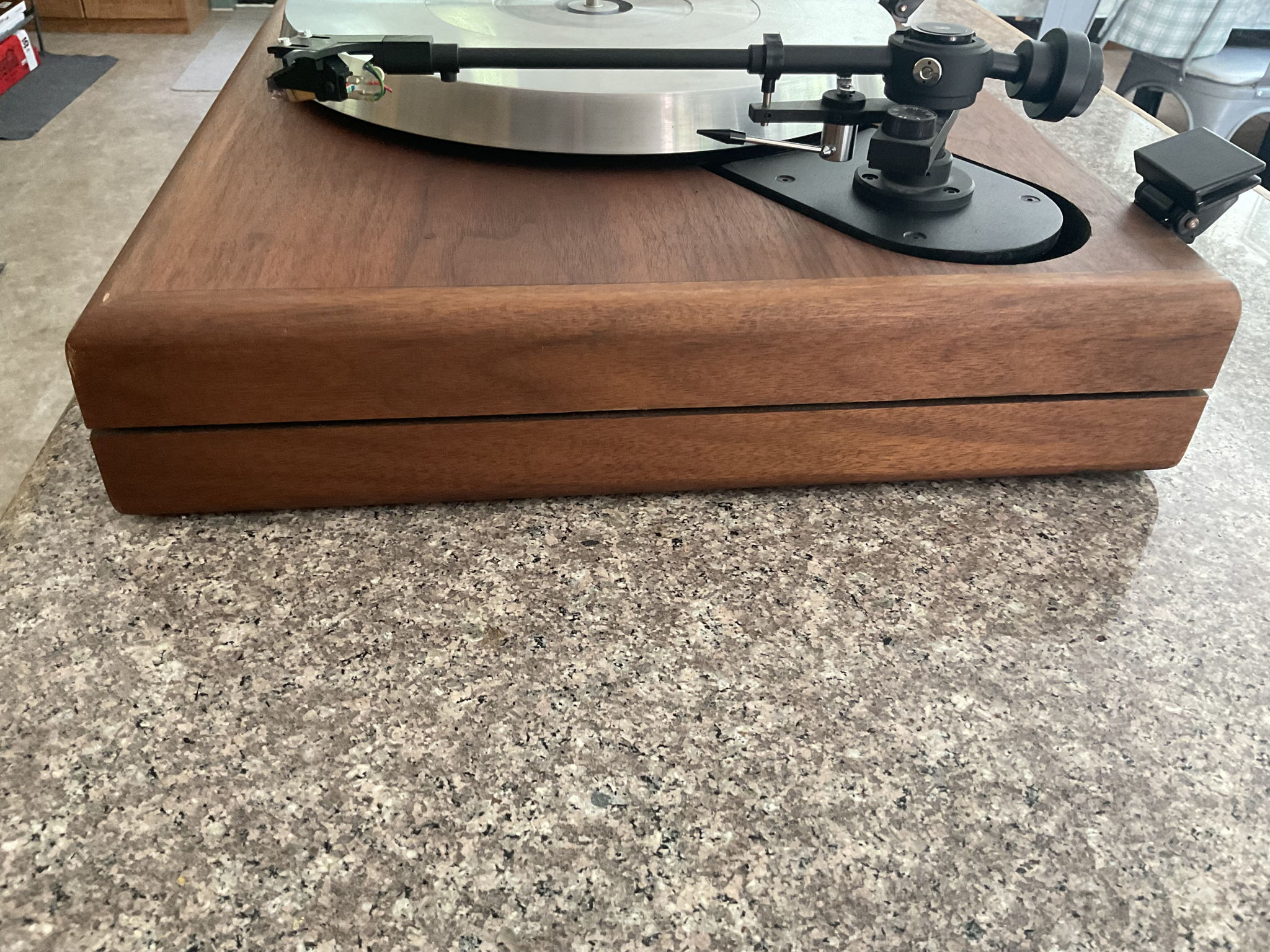 Acoustic Research The AR Turntable 9