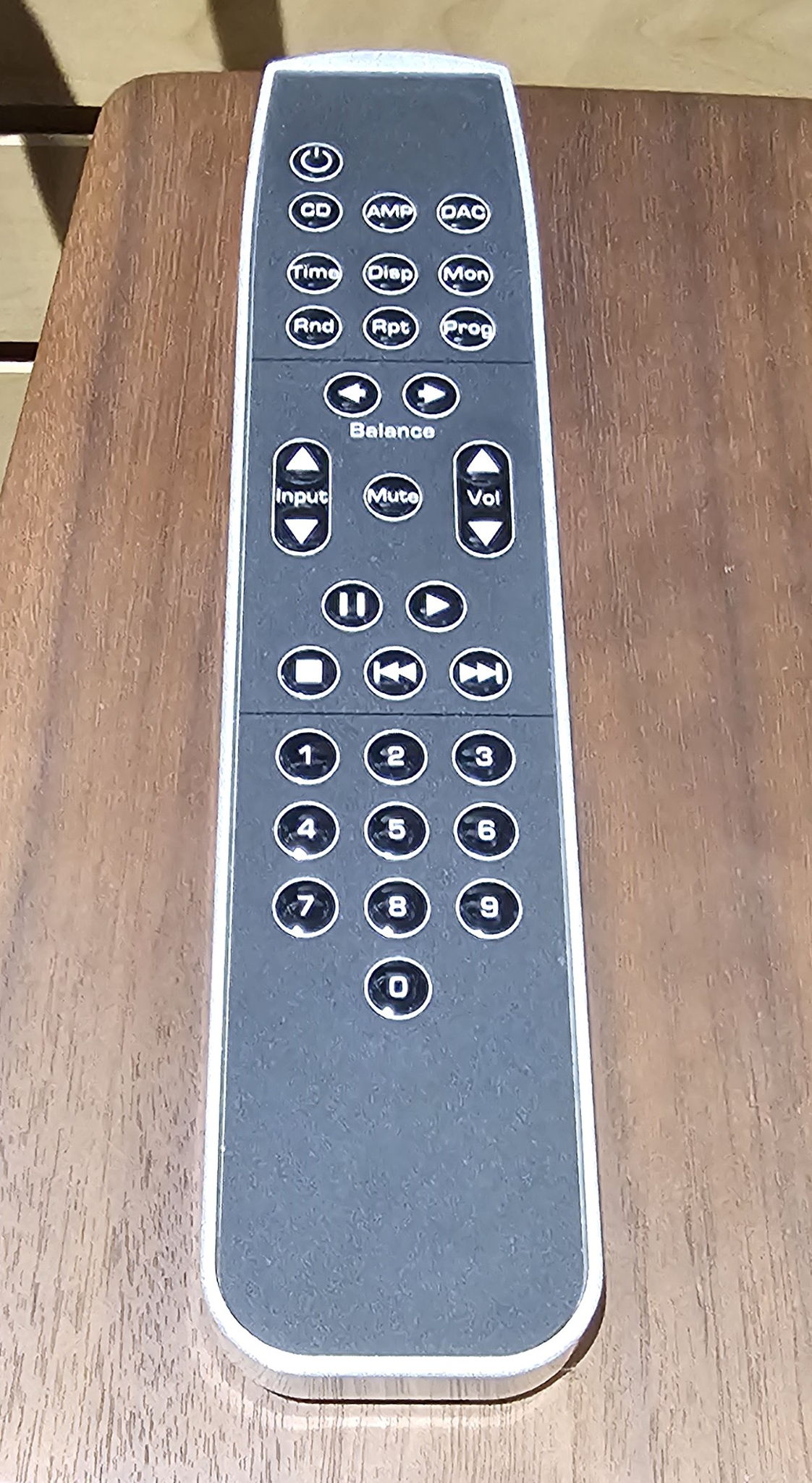 Simaudio MOON 600i v2 2