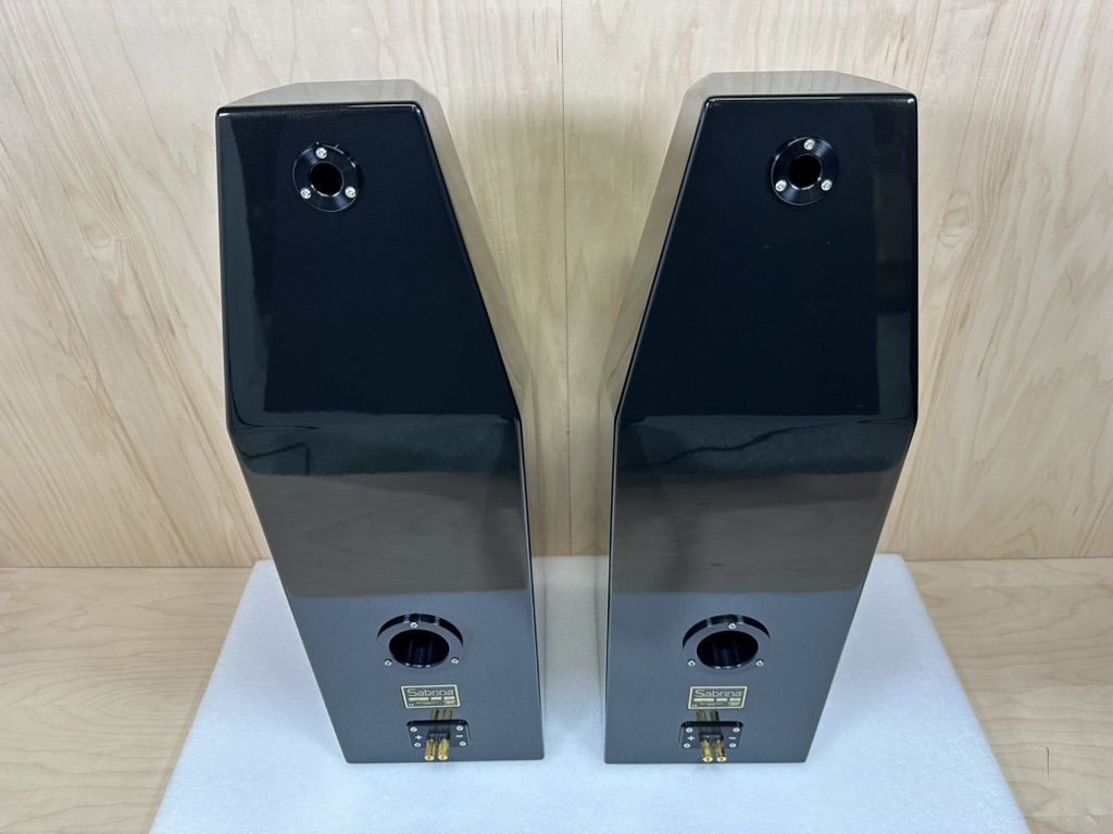 Wilson Audio Sabrina Certified Authentic TM Pre Owned 6