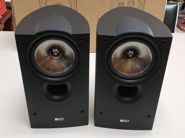 KEF iQ-10 bookshelf speakers
