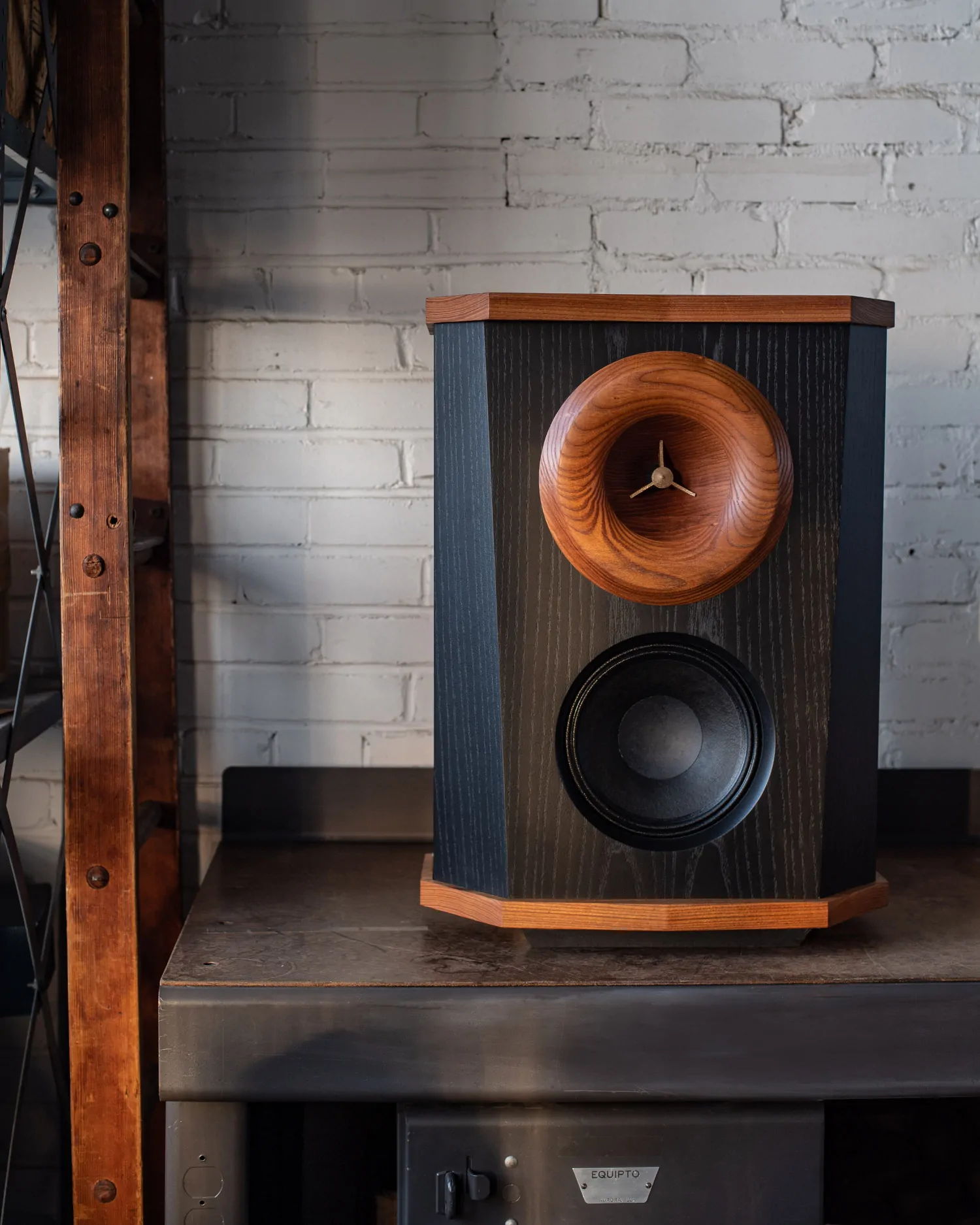 Fleetwood Sound Deville SQ and Standard Models 3